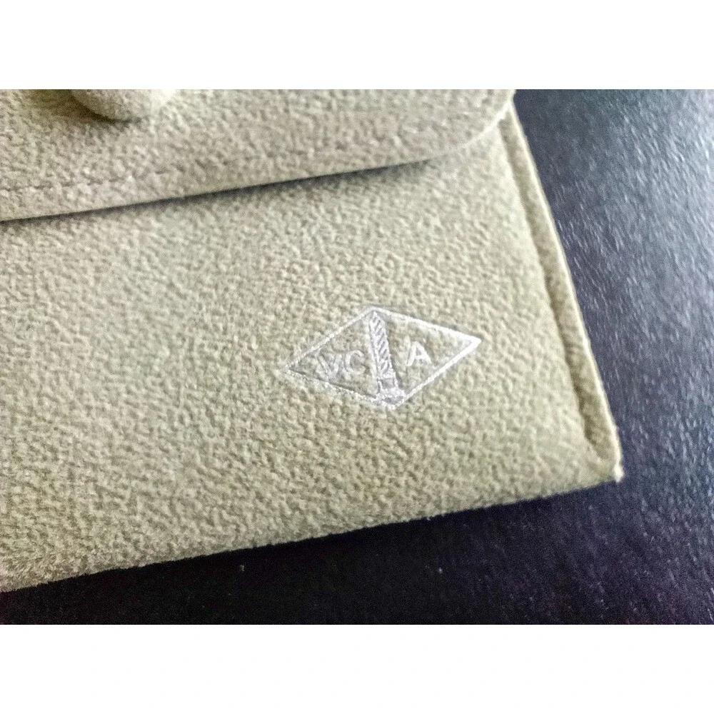 Van Cleef & Arpels Green Jewelry small Pouch empty Travel Storage Case 4x4